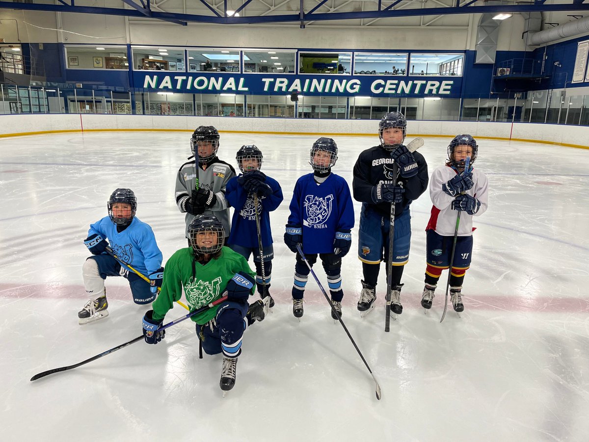 Edge &amp; Balance: Tight Turns and Transitions and Edge &amp; Balance: Backwards skaters had a head start on their skating development this fall.  Edge &amp; Balance: X-Overs is sold out but limited space still remains in the November program Edge &amp; Balance: Acceleration.