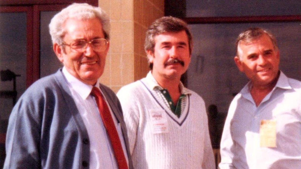 CCOO_FER's tweet photo. 🖤 El sector ferroviario de CCOO lamenta el fallecimiento de Manuel Fernández Aller, histórico sindicalista que fue secretario general del sindicato ferroviario de CCOO en los años 80/90.

📰👉 Lee al artículo homenaje de Francisco Naranjo Llanos
https://t.co/RNydvcPbBC https://t.co/ApQgEczmgl