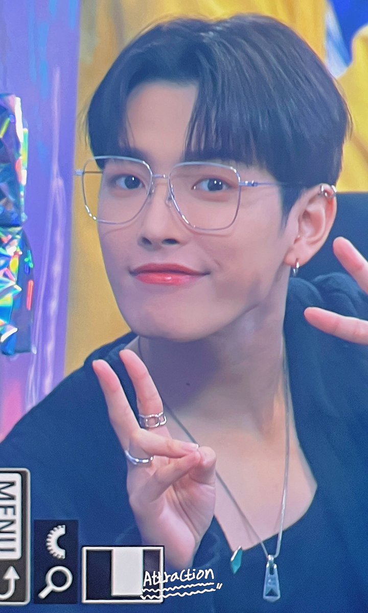 Attraction tweet media