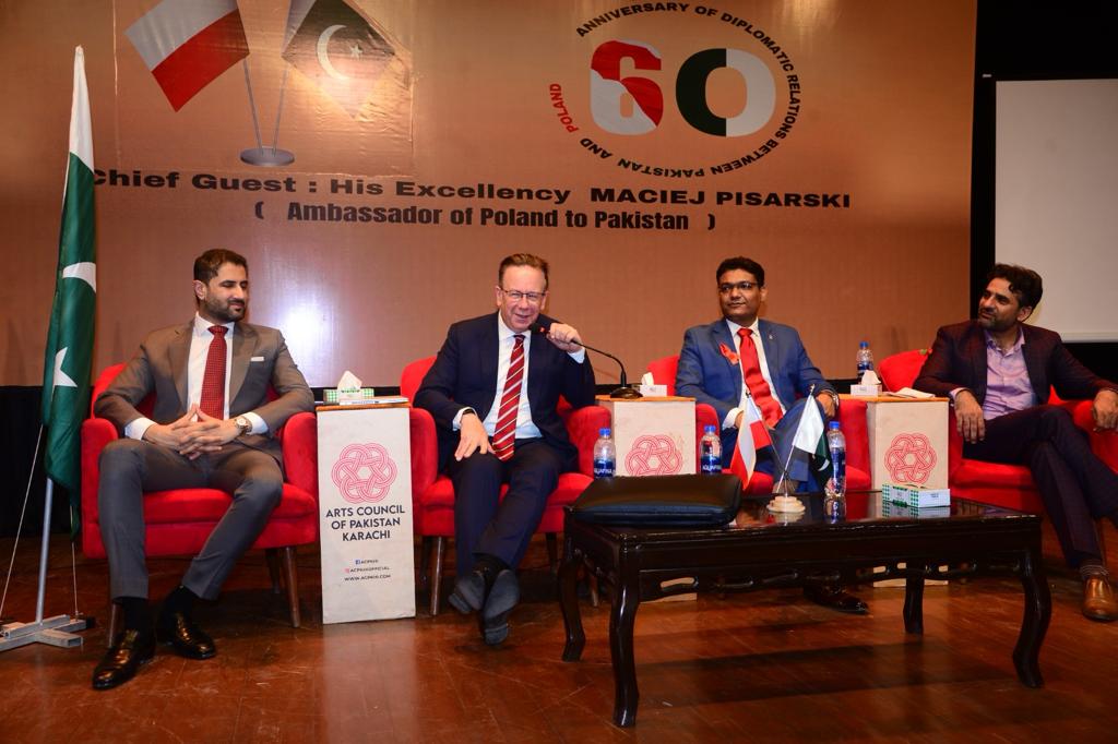 Maciej Pisarski (@maciejpisarski) on Twitter photo Highly interesting and engaging conversation with students in Karachi about developing 🇵🇱🇵🇰cooperation. Many thanks to <a href="/FUUAST_IR_/">International Relation FUUAST</a> for organizing the debate and best wishes of success in deepening ties with Polish academic institutions. Highly interesting and engaging conversation with students in Karachi about developing 🇵🇱🇵🇰cooperation. Many thanks to <a href="/FUUAST_IR_/">International Relation FUUAST</a> for organizing the debate and best wishes of success in deepening ties with Polish academic institutions.