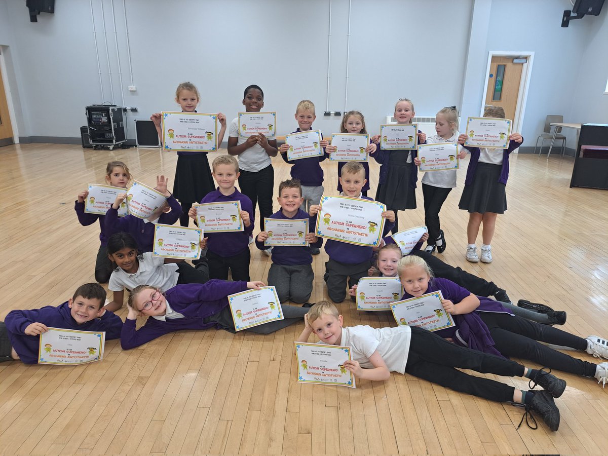 Dosbarth Rhuddem are all Autism Superheroes!! #autismwales <a href="/RCTCouncil/">RCT Council</a> @CSCJES