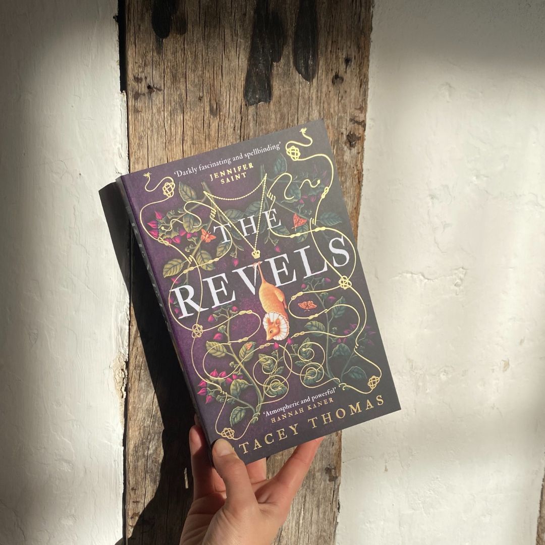 WritersCentre's tweet photo. Here at NCW, we can't wait for an evening of bewitching fiction with authors @Margaret_Meyer and @Staceyv_Thomas β‘ And what better place to host it than at #DragonHall, which boasts around 50 witch marks!
ποΈ Tue 31 Oct, 6.30pm, pay what you can: https://t.co/VcN9Dfbzdi https://t.co/AYEVUaaCpW