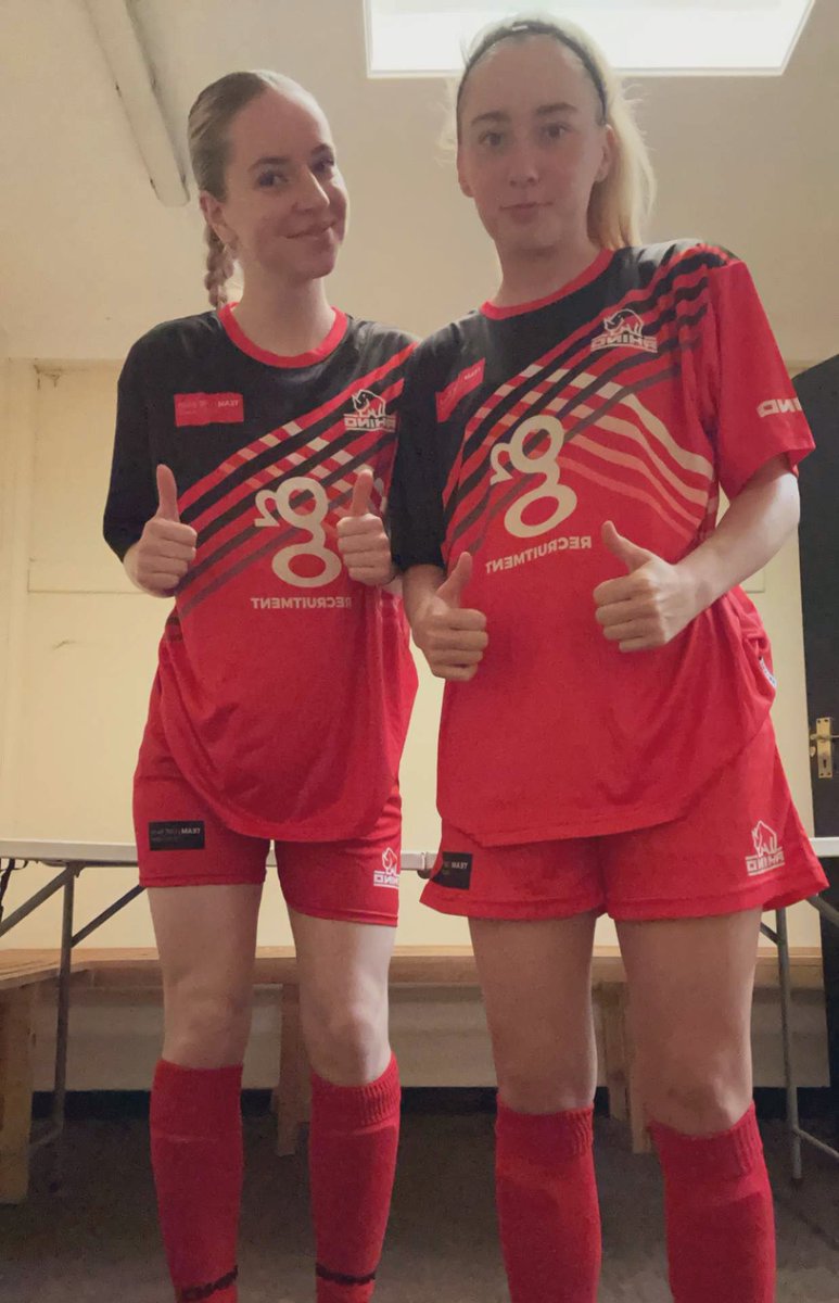 lisapix's tweet photo. Best of luck to former @BHASVICWOMEN &amp; @SaltdeanWomenFC team mates @Libbypickardx and Daisy making their league debuts for @UWEBristol first team this afternoon! ⚽️ #uwe https://t.co/LgjwNPpuwo