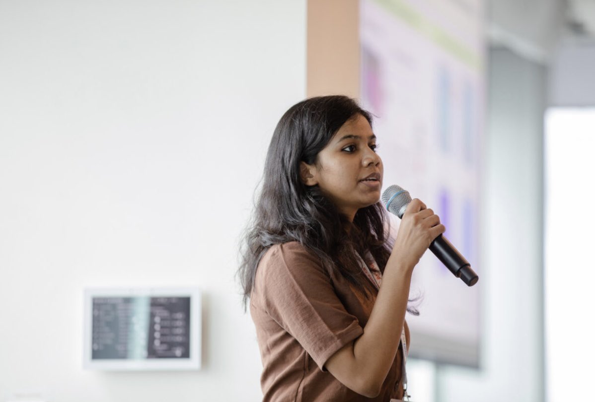 🎉 One month after <a href="/CRANIA_Toronto/">CRANIA</a> conf. we're still celebrating Vandana Prasad's fantastic achievement! She clinched 3rd place with her presentation on "Voluntarily Controlling Brain Oscillations through Visual Feedback." Kudos to her! 👏🏽 #CRANIA #BrainScience