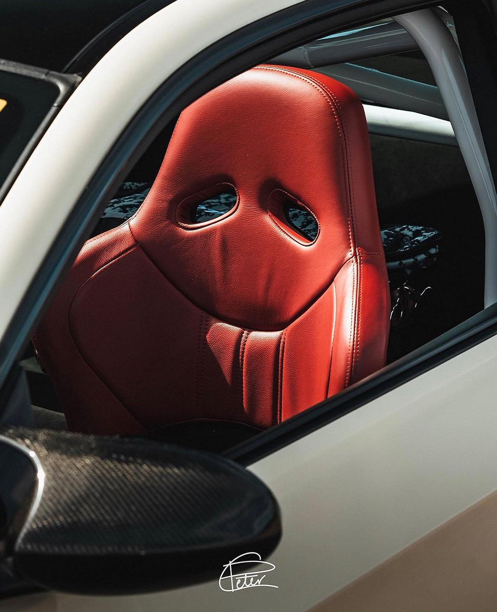 Cobraseats's tweet photo. Custom Nogaro Circuit in matching BMW red leather with black Dinamica centres.
@ bxggede92 @ https://t.co/VUPf0iglM2
#cobraseats #cobranogaro #nogarocircuit #bmwleather https://t.co/cnFvRknnpR
