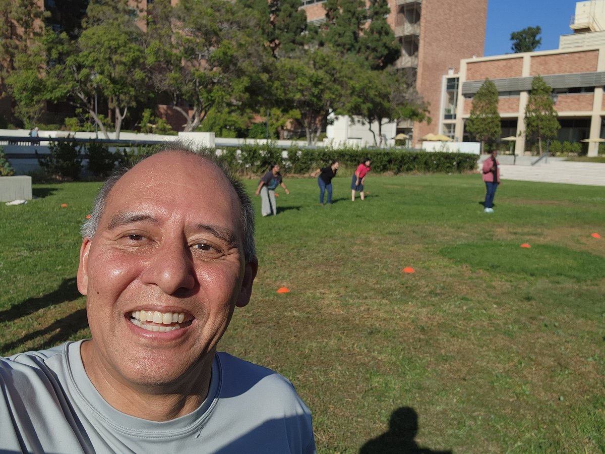 Chris Giza tweet media