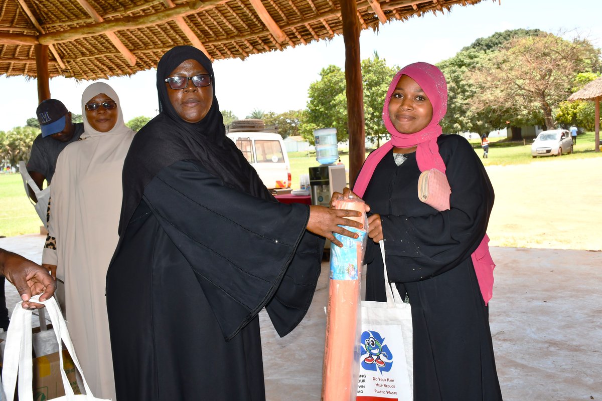 BaseTitanium's tweet photo. Base Titanium has sponsored 90 youth from 25 villages neighbouring the Kwale Mine to undergo training at various Vocational Training Colleges in Kwale County. https://t.co/Fknfoij8k6