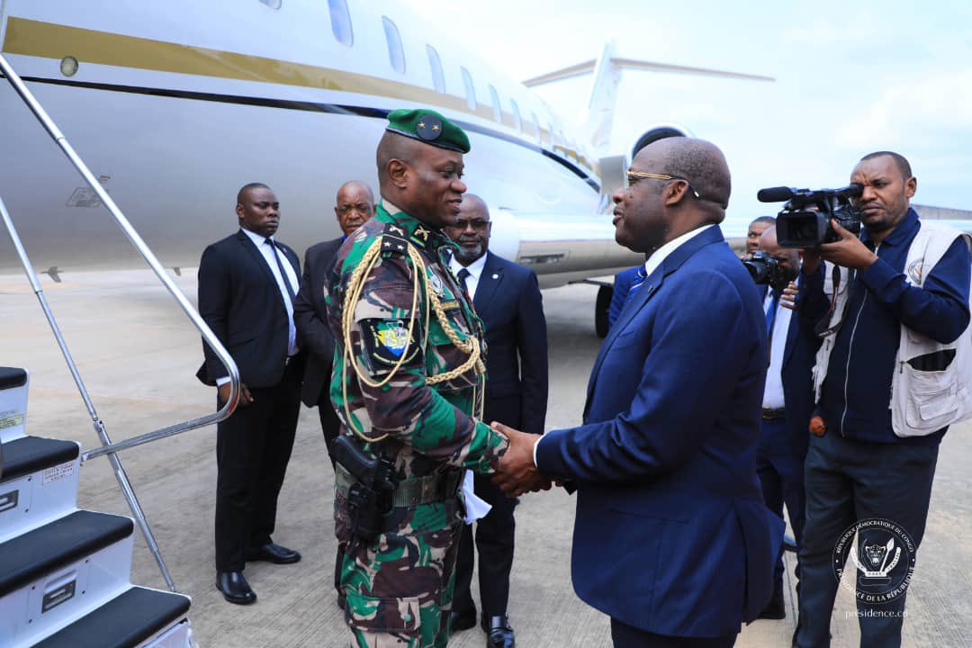 Presidence_RDC's tweet photo. #RDC 11.10.2023|#Kinshasa
Le Général @oliguinguema, Président de la transition du #Gabon, est arrivé ce mercredi à #Kinshasa en fin de matinée. Au cours de cette courte visite, il va rencontrer cet après-midi, en tête-à-tête, le Président Félix Tshisekedi au Palais présidentiel. https://t.co/fvXxAKkrCg