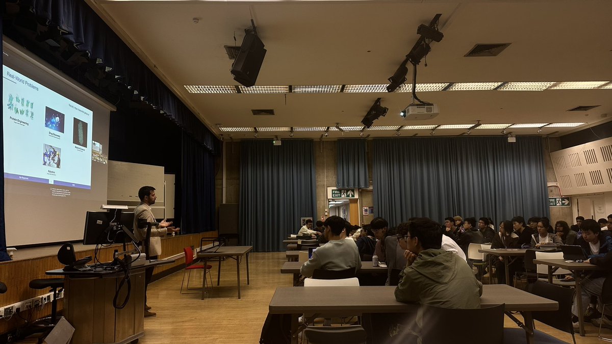 ammandalari's tweet photo. Today we are giving an amazing set of talks to our first year undergraduates students on the cool research we are doing at the @ucleeenews department 😎💻⚙️🤖
@ilijabogunovic @UCL_ICCS https://t.co/Pfq4kinLNL