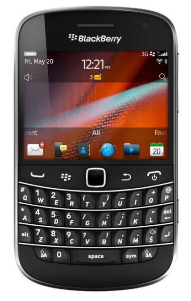 IkerRG_03's tweet photo. Age check!!! Show me your first phone. https://t.co/W5yA28IrJr
