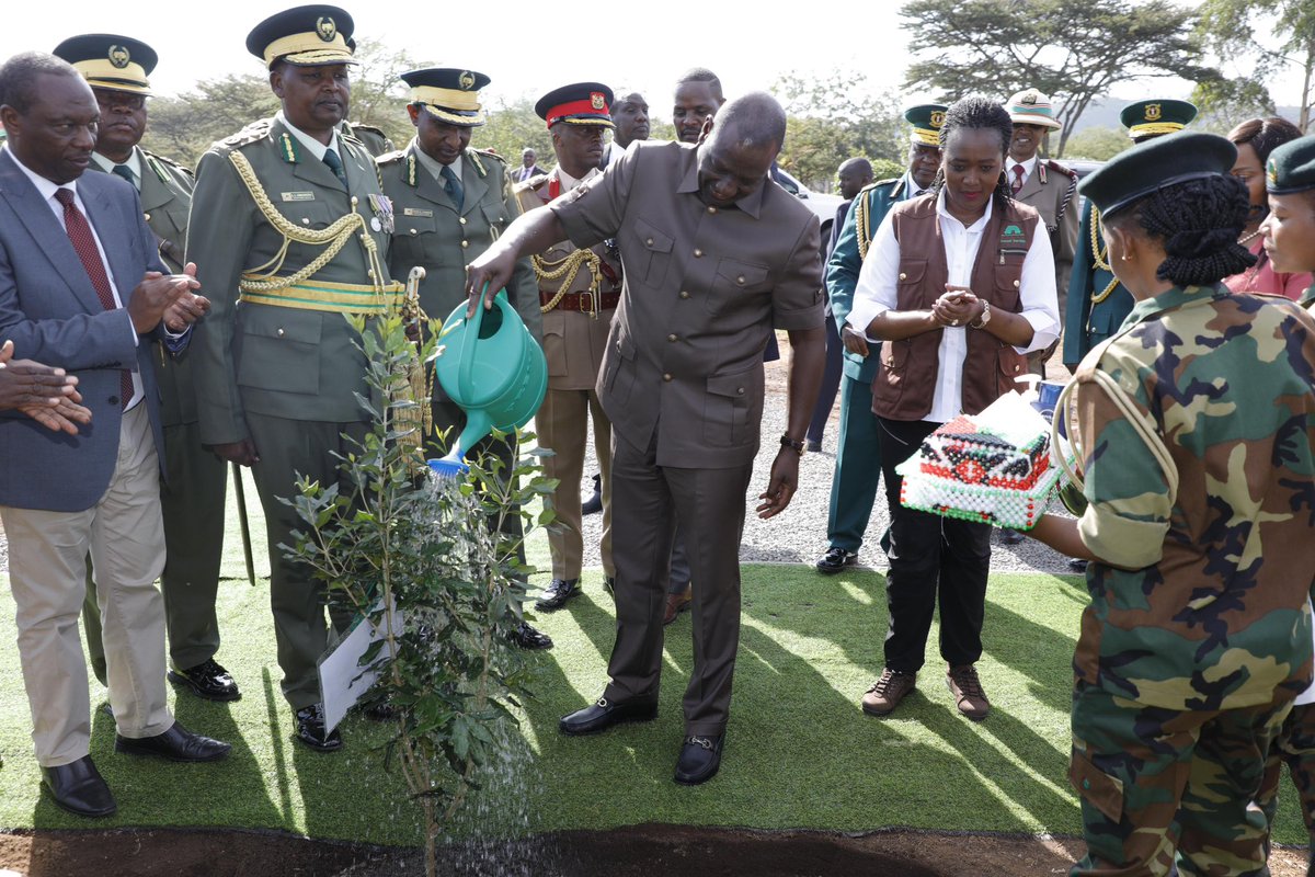 As the county prepares for the short rains season, Kenyans are advised to visit their nearest @KeForestService and @KEFRIHQ stations for appropriate tree seedlings and seeds for their ecological zones. Our target for the short rains is to grow 500 million seedlings. We appeal to