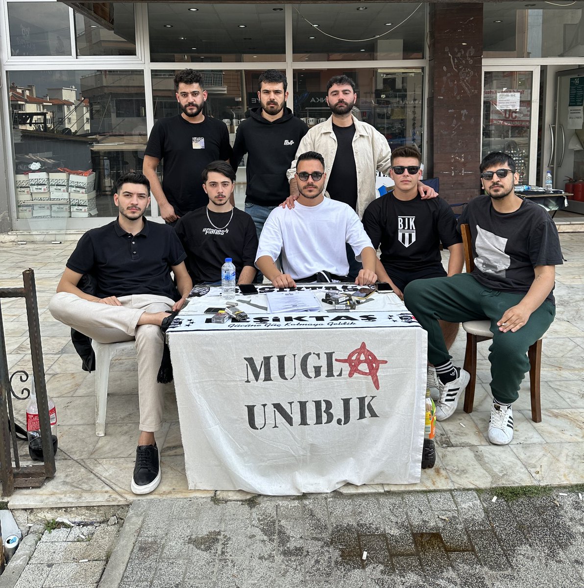 UnibjkMugla's tweet photo. YUMRUK GİBİ SIMSIKI. @unibjkcom https://t.co/2XtxfQqwLb