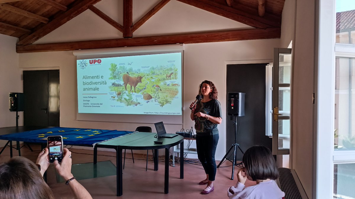 Si parla anche di Biodiversità al dibattito sulla sana alimentazione di EuropeDirect Vercelli con le Scuole Superiori. mediacentre.uniupo.it/it/news/alimen… Università del Piemonte Orientale #biodiversity #OneHealth #zoology