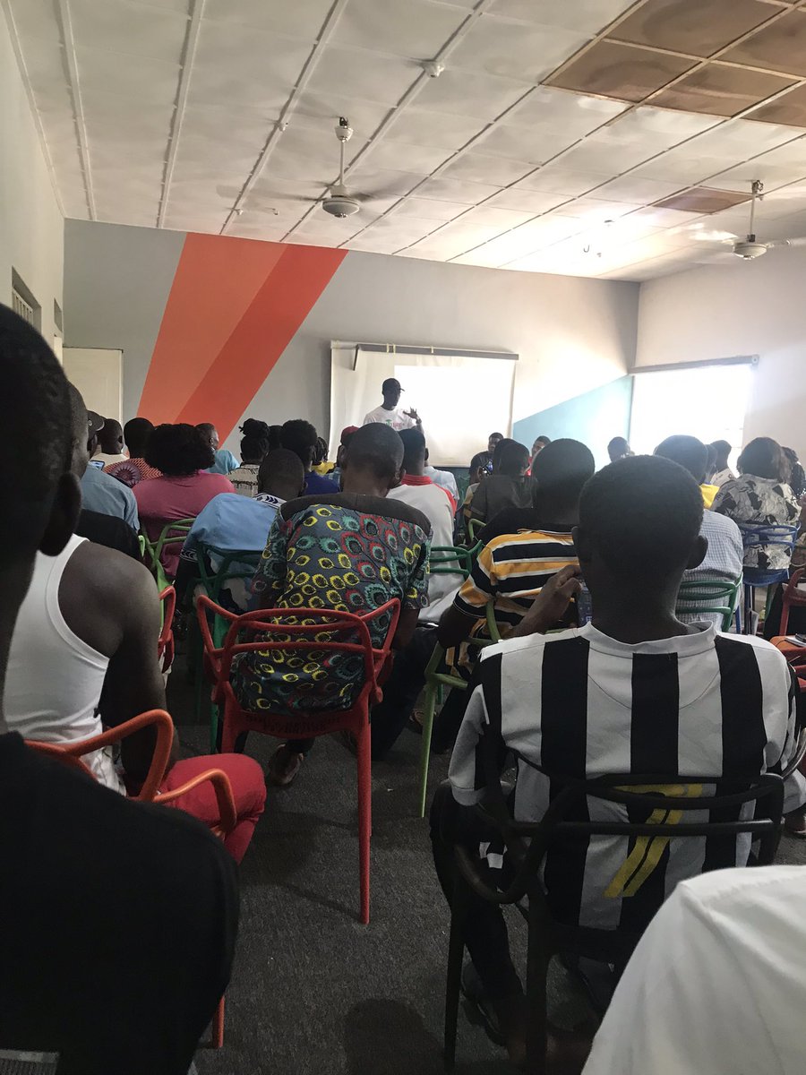 textrol's tweet image. YNEET Entrepreneurship— in selecting your business you have to understandyour business problems and solutions, and sources of finance for the business #mgng, #onthejobbenue