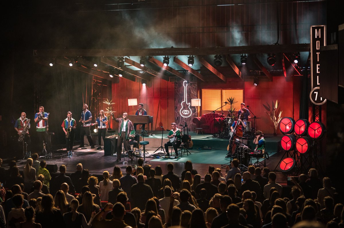 csklublin's tweet photo. 🎤 To był dopiero koncert! Wczoraj Mrozu dał czadu i rozgrzał publikę zgromadzoną w #SalaOperowaCSK do czerwoności. I zrobił to bez prądu.💥
#Mrozu #Lublin #koncertCSK #MTVUnplugged https://t.co/Zv0upWQPdj