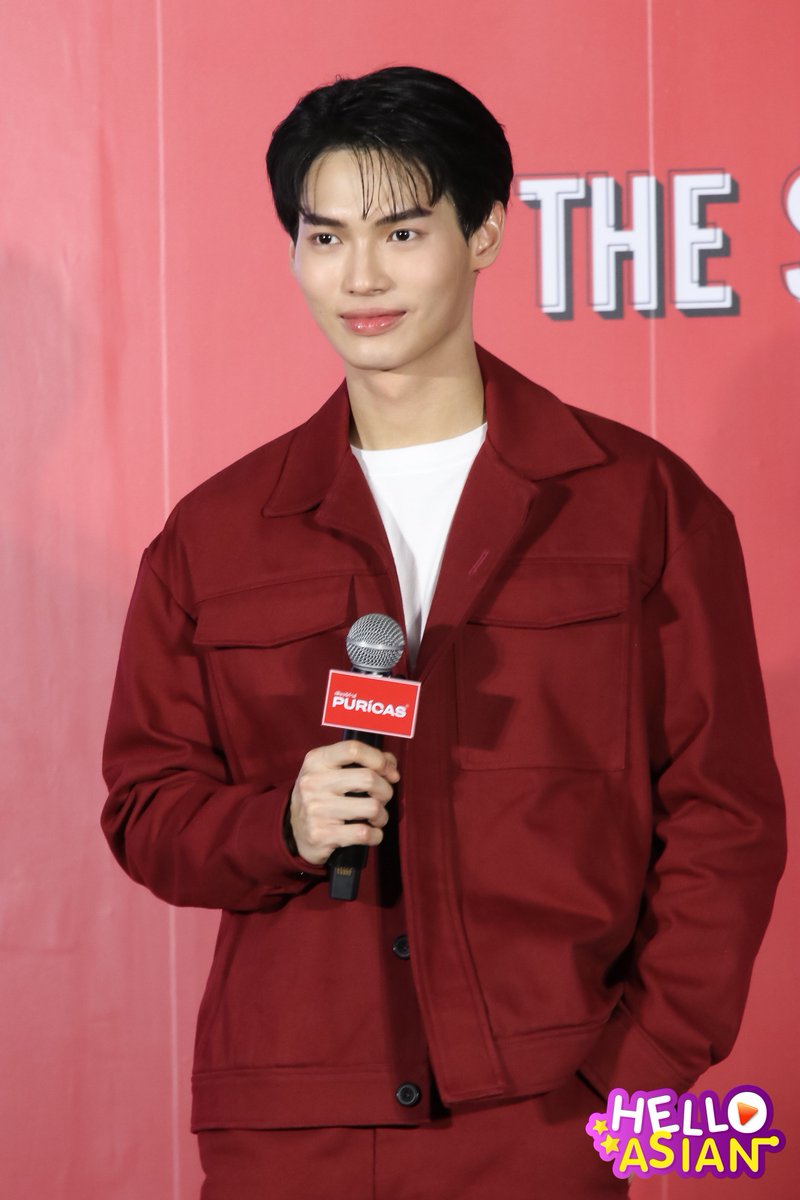 Hello Asian tweet media