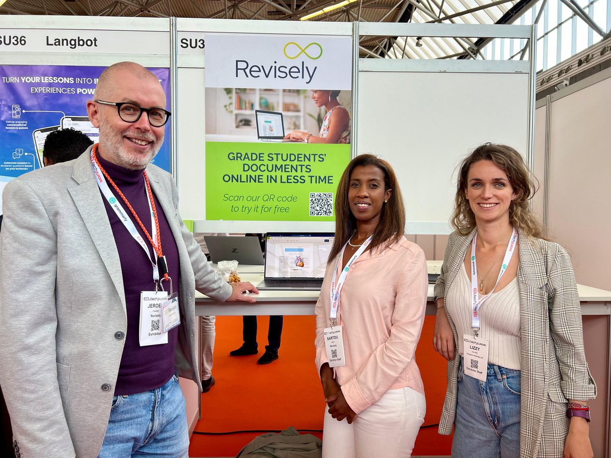 Revisely tweet media