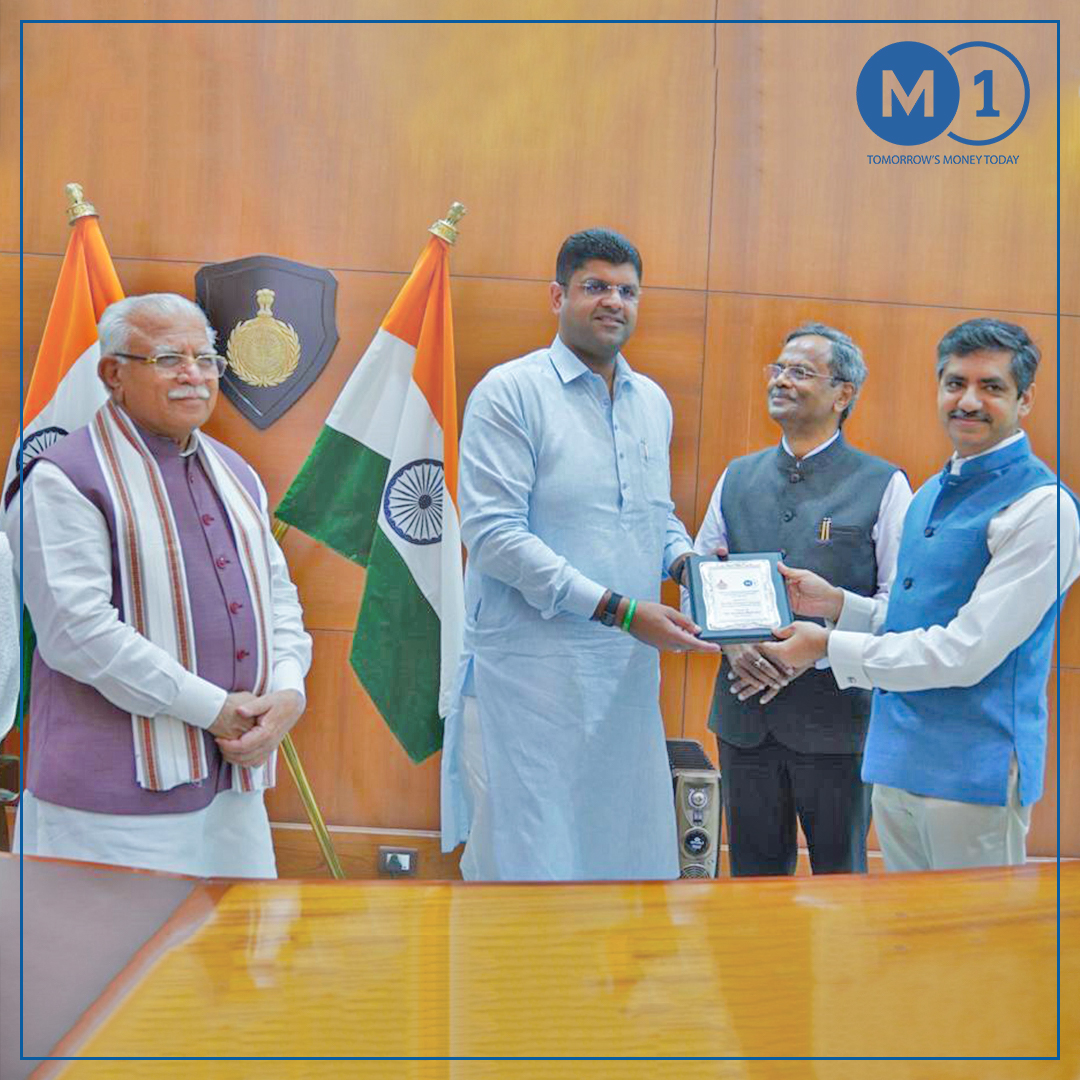M1xchange's tweet image. M1xchange has signed an MOU with Govt. of Haryana on 11th Oct 2023, in the presence of Hon&apos;ble Chief Minister, Haryana Shri Manohar Lal Khattar, Hon&apos;ble Deputy Chief Minister, Shri Dushyant Chautala and other dignitaries.

#MSMEFinance #BusinessEmpowerment #M1xchangeTReDS