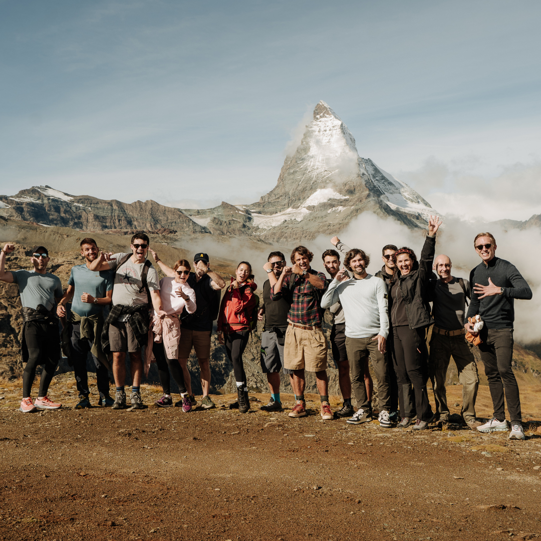 hamiltonwatch's tweet image. Hamilton flew guests from around the world to Zermatt, where they got to experience life in the wild. 

#hamiltonwatch #stepoutside #expedition #new #adventureawaits