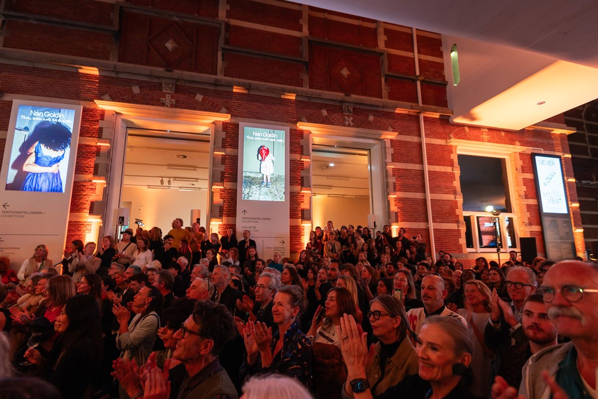 Last Friday night we officially opened the new exhibition 'Nan Goldin — This Will Not End Well' 🥂. And we're already five days in! When are you planning on visiting? 

📸
1, 2, 4: Maarten Nauw
3: Raymond van Mil