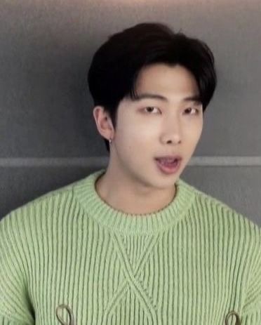 doll namjoon (@hourlydolljoon) on Twitter photo 