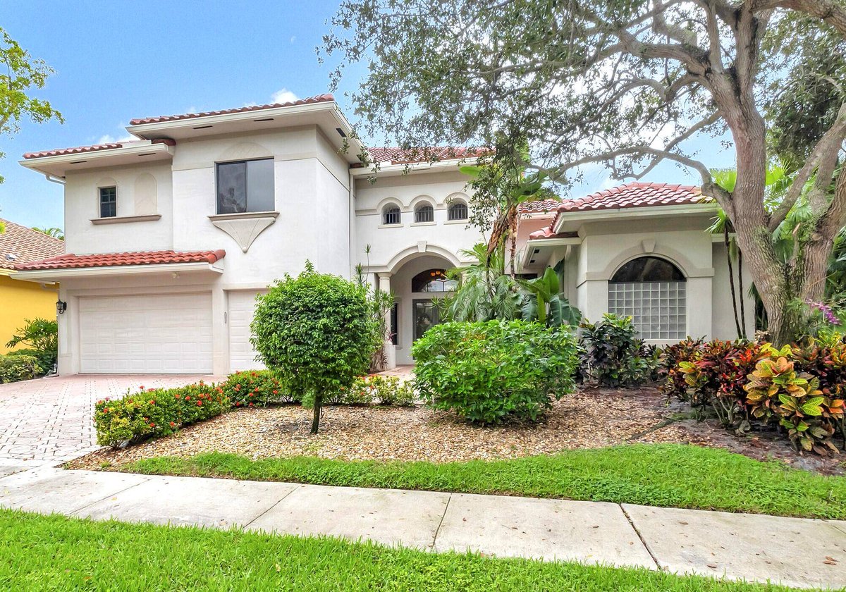 LuxxPartners's tweet photo. NEW LISTING! | 7102 Via Mediterrania, Boca Raton, FL 33433 | 3 BR | 3.1 BA | 3,384 Sq. Ft. | Mediterrania | Priced at $1,850,000!

#luxurypartnersrealty #milliondollarlisting #bocaraton #mediterrania https://t.co/kkqPQvhpK7