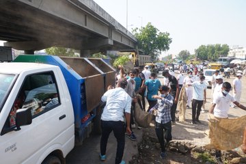 digrangegnr's tweet photo. #SpecialCampaign3 by Range Gandhinagr conducted at Chiloda Undrbridge Gandhinagar. On the event Shri Hitesh Koya IAS, DM Gandhinagar with Shri J.N.Kohli, DIGP and local people were participated
@PMOIndia
@HMOIndia
@PIBHomeAffairs
@crpfindia @WSCRPF2016
@southzone_hyd https://t.co/Ic3VPs0wH1