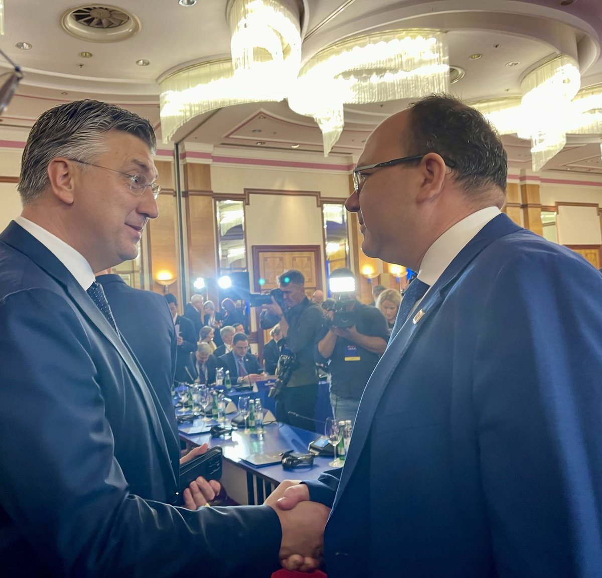 MWlachovsky's tweet photo. 174000 sq km of #Ukraine is mined - 2x territory of Austria or almost 4x territory of Estonia!  #Slovakia 🇸🇰 is contributing to 🇺🇦 demining efforts. During conference on Humanitarian Demining in #Zahreb 🇭🇷 I confirmed our assistance package for #Ukraine &amp; appropriate training. https://t.co/QNsXFgVuG9