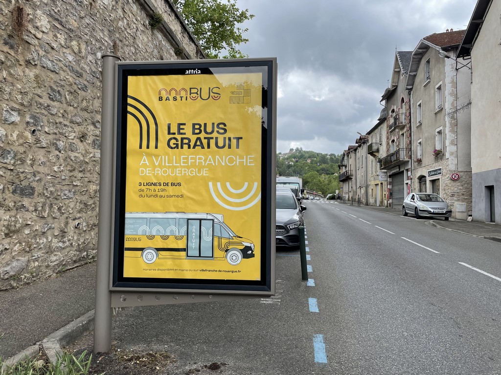 [Blog] Report modal: oubliez le CO2 et la gratuité. Faites des trottoirs!

"Seulement 13% des sondés estiment que la «prise de conscience écologique»  pourrait les amener à préférer un autre mode de déplacement".
vu.fr/RRbx