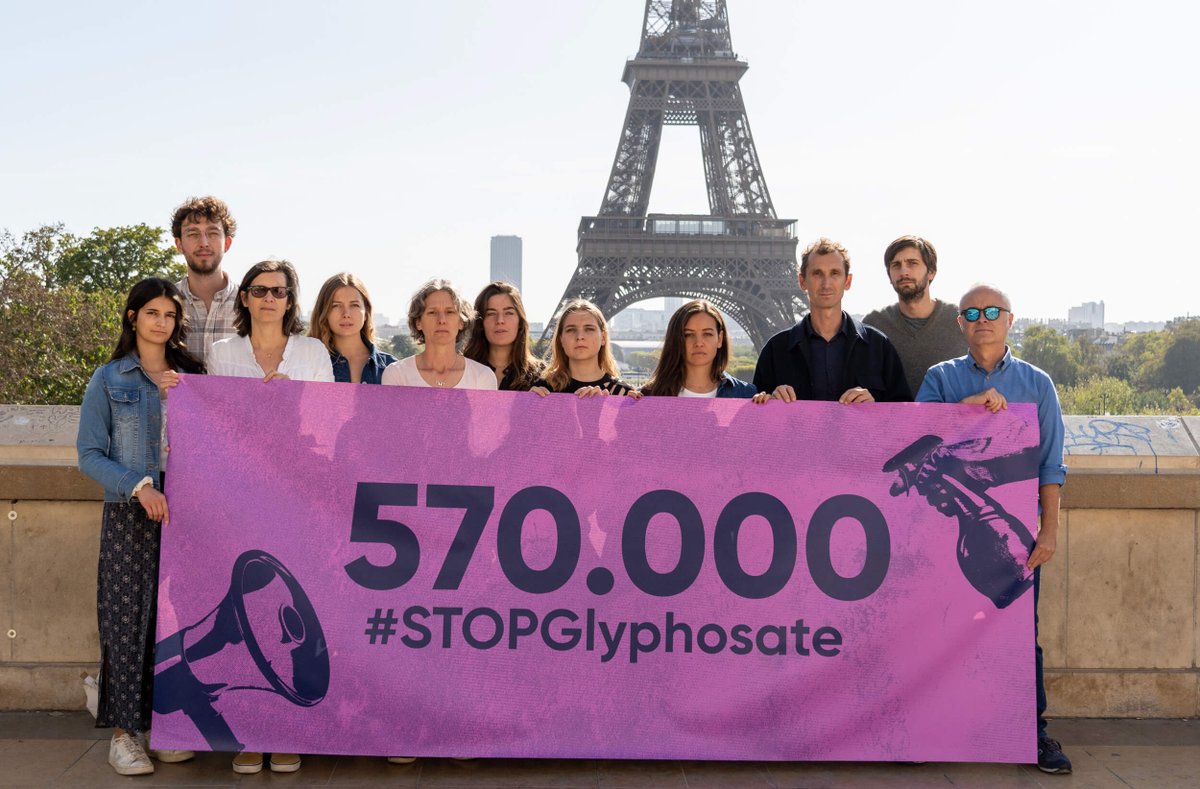 #STOPGlyphosate
Aujourd’hui, 570 000 personnes ✊🏻 et 40 organisations de la société civile appellent @EmmanuelMacron  et @MFesneau  à soutenir l'interdiction du glyphosate ❌ en Europe 🇪🇺 lors des votes clés du 12 et 13 octobre.