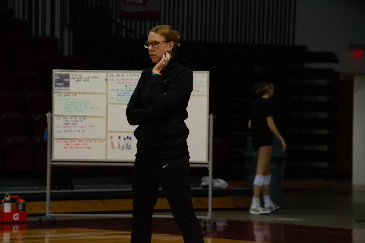 IUPVB's tweet photo. ππΌπ»π³πΆπ±π²π»π°π² comes from π±π³π¦π±π’π³π’π΅πͺπ°π―.
#PatienceintheProcess #TalonsUp #VolleyHawks https://t.co/Bl3WE2Cr4A