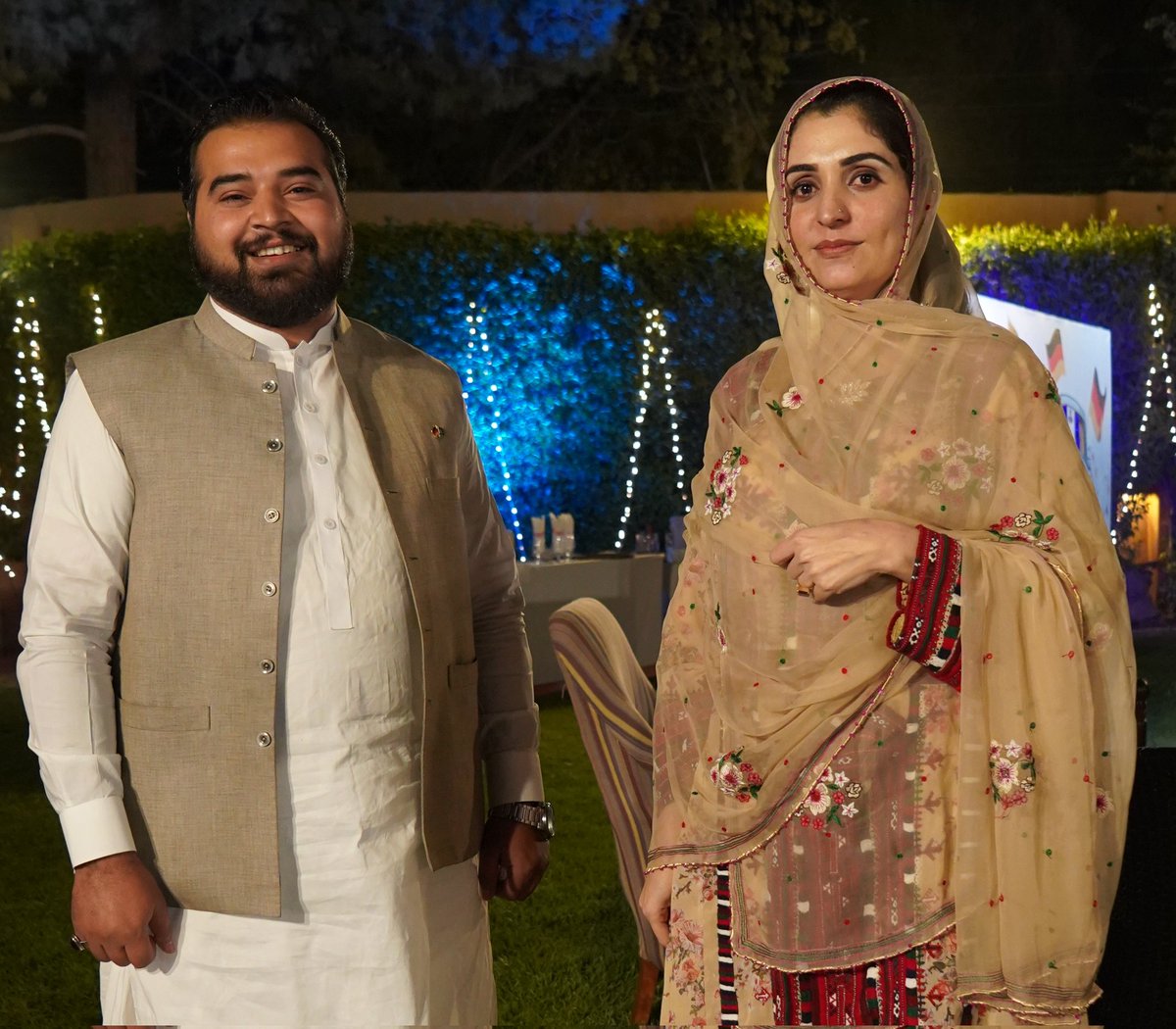 hamza_shahzad98's tweet photo. With one of those brave women who are breaking stereotypes. She has won the Recent LB Elections on the general Seat interestingly unopposed. She is @Meena_Majeed
#balochwomen #breakingSterotypes https://t.co/27Nrmpj3VP