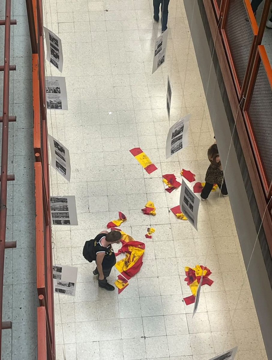 Toda la gentuza que quiere ver caer a España no lo van a conseguir.
Os lo aseguro.