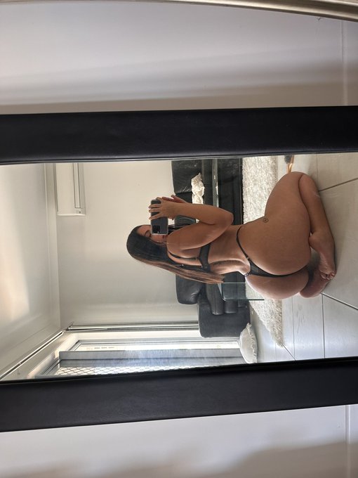 Link in bio to see me take it off 🙈 https://t.co/GXKDxRgZ3f<a href="/tag/bikini"class="tags"><span>#bikini</span></a><a href="/tag/green"class="tags"><span>#green</span></a><a href="/tag/ass"class="tags"><span>#ass</span></a><a href="/tag/oiled"class="tags"><span>#oiled</span></a><a href="/tag/onlyfansbabe"class="tags"><span>#onlyfansbabe</span></a><a href="/tag/lin"class="tags"><span>#lin</span></a>