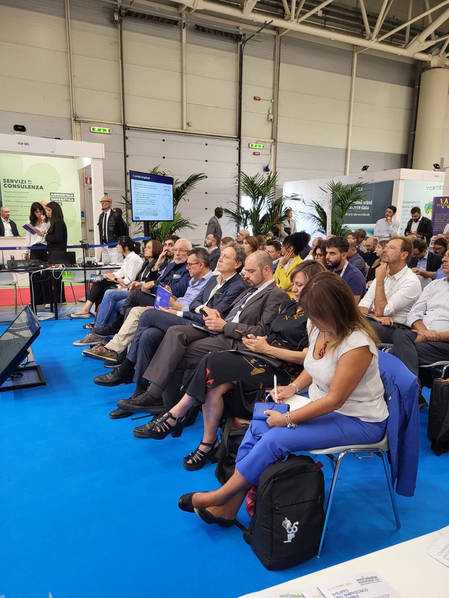 EFSolare's tweet image. 🔆Ieri abbiamo preso parte all'evento organizzato da #AIAS -Associazione Italiana Agrivoltaico Sostenibile, durante #ZeroEmissionMediterranean 2023, dedicato al confronto sullo sviluppo dell'#agrivoltaico #sostenibile e di #competenze tecniche per il #futuro del settore!
#gogreen