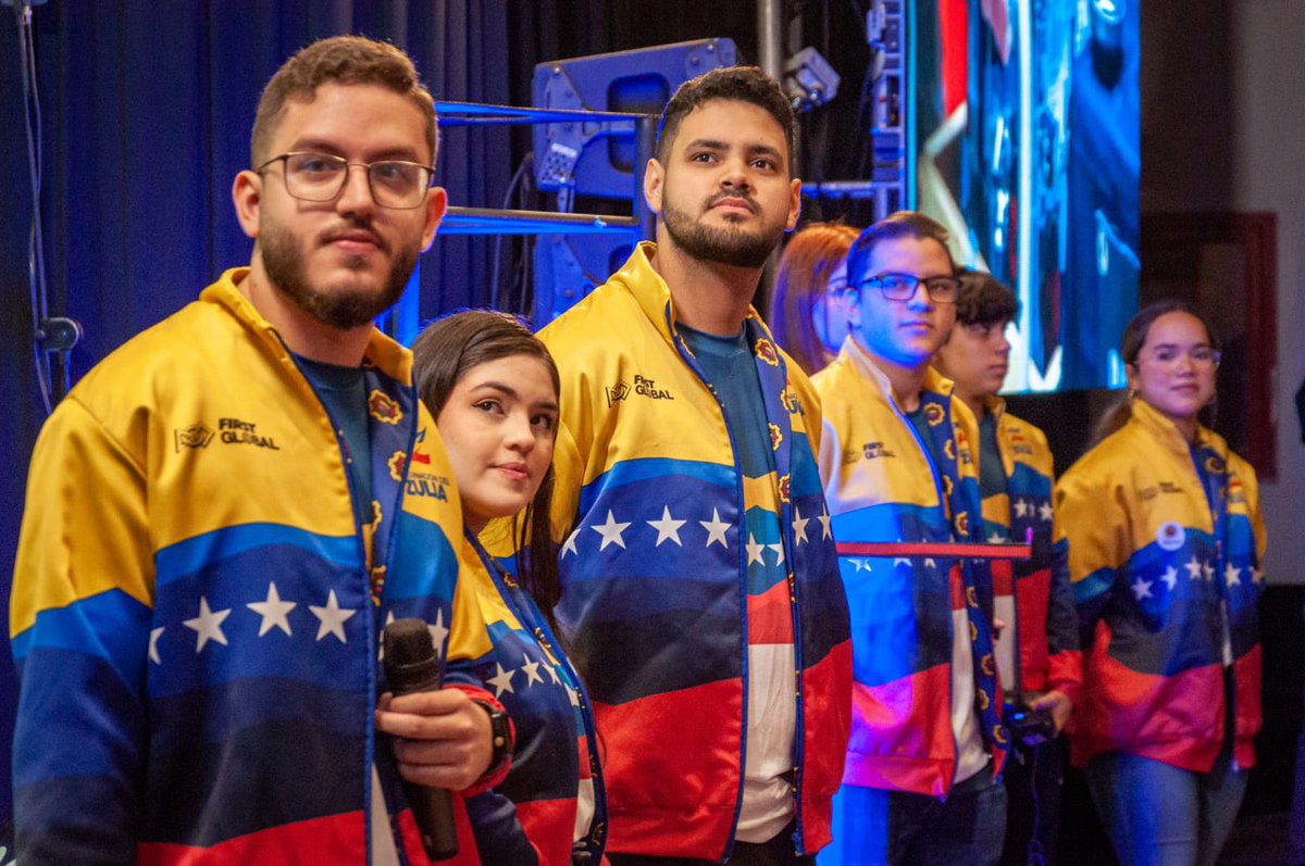 ¡Buenos días a la amable pajarera, que sea un día por encima del promedio! 
Un grupo de jóvenes venezolanos de diferentes colegios de Maracaibo, se titularon campeones en el Mundial de Robótica First Global Challenge. 
Yulimar Rojas está otra vez nominada al 
#AthleticsAward…