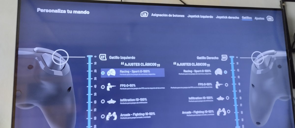 TryH4rdGame's tweet image. 2 días con #ForzaMotorsport , con #NaconProCompact y sin el, la diferencia es muy notoria, la curvas entran solas, y la dirección es más precisa, el control original de #XboxSeries se queda muy por detrás.