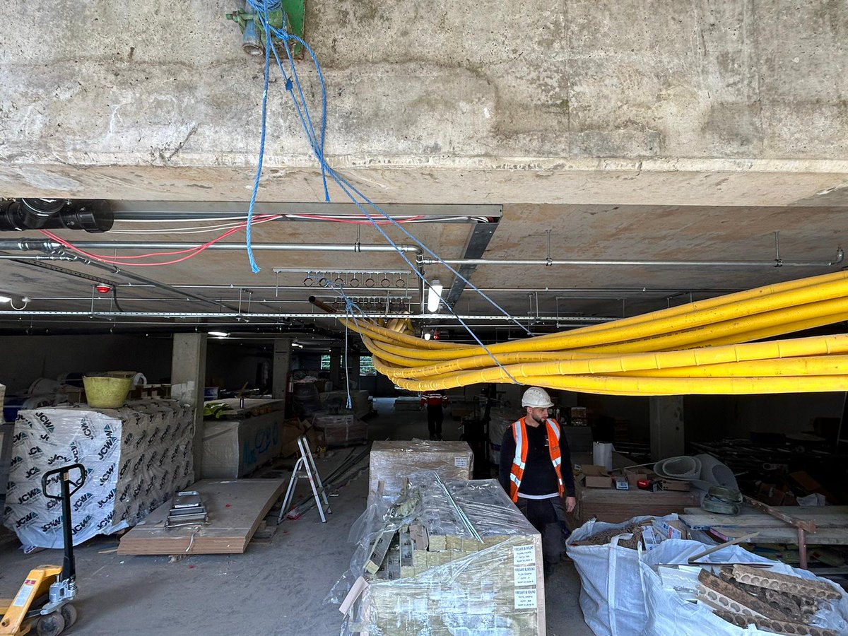 SmartmistSystem's tweet image. 🚨In the wake of the Luton Airport fire, #FireSafety is paramount🚨We just finished installing a water mist system in a Surrey car park🔥. At #SmartMist, we’re dedicated to protecting lives &amp;amp; assets with expert systems. Learn more👉 bit.ly/3LSZGAU #SafetyFirst