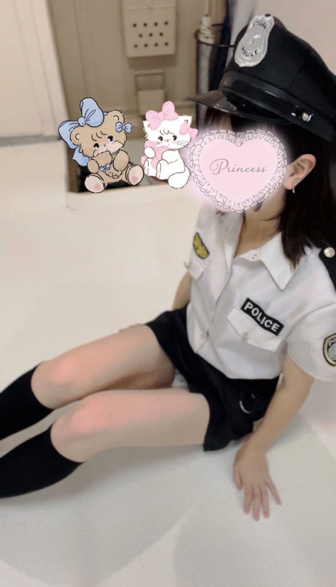 lupicia_jkmax's tweet photo. 取り調べ中だよ?👮🏻🚓🚨
#リフレ #JKMAX #新宿 #池袋 https://t.co/bVtJHpPE9x