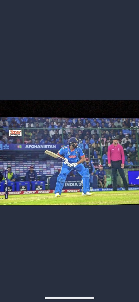 DominicBabu8's tweet photo. There’s no better treat than watching an in form Rohit Sharma ☺️💯 #INDvsAFG #WorldCup2023 #RohitSharma https://t.co/4vjVwUCTIe