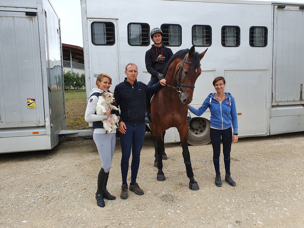 #cheval #Ain #Jumping