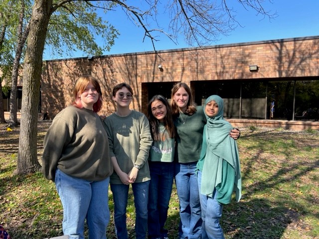 This Friday, October 13, is a $5 Free Dress Day! Four times each year, students have the option to pay $5 to their classroom or first hour teacher to wear what they choose (within ERA guidelines on appropriate attire) on $5 Free Dress Days. 👖 #GoGryphons