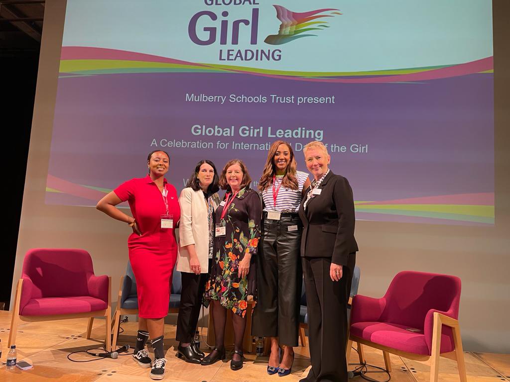 Our President @dorotheabyrne spoke today on women’s media representation at the influential #GlobalGirlLeading conference, established in 2016 by @MulberryTH following a visit by @MichelleObama. Vanessa Ogden, CEO of the pioneering all-girls Mulberry Schools Trust, is 2nd left.