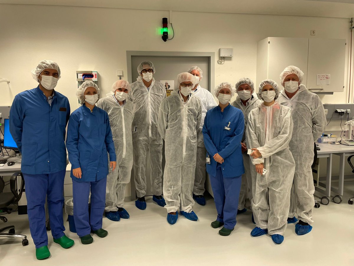 Werner Siemens Imaging Center (@wsic_tuebingen) on Twitter photo Today we had the pleasure of welcoming representatives of the Werner Siemens Foundation <a href="/WSS_Stiftung/">Werner Siemens-Stiftung</a> in our institute. Very grateful to be able to spend time together and discuss research projects. Thank you very much for your continuous support of our institute! Today we had the pleasure of welcoming representatives of the Werner Siemens Foundation <a href="/WSS_Stiftung/">Werner Siemens-Stiftung</a> in our institute. Very grateful to be able to spend time together and discuss research projects. Thank you very much for your continuous support of our institute!