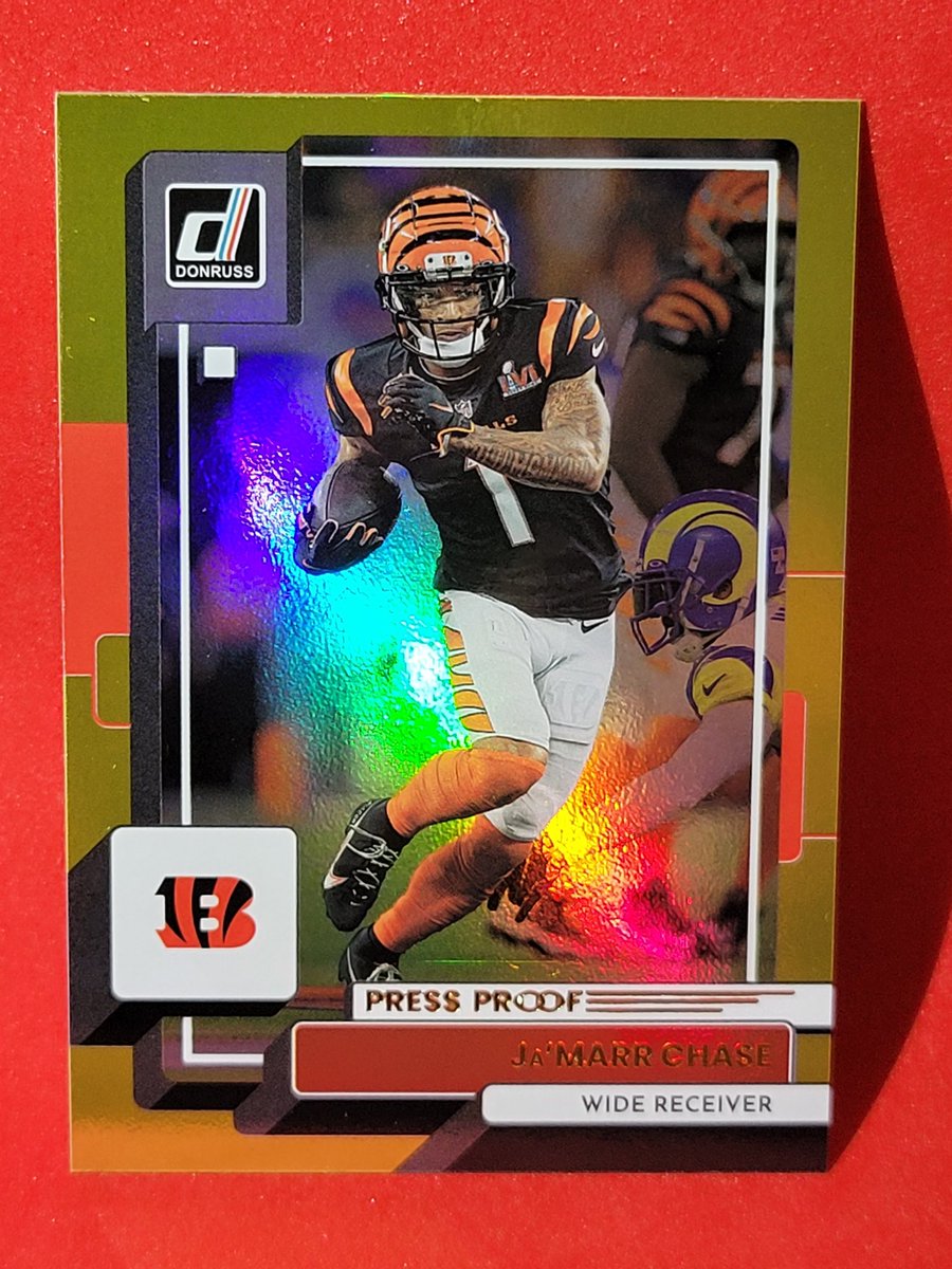 bigwerms's tweet photo. 🔥GIVEAWAY🔥

#1 week 5 fantasy player!

Ja'Marr CHASE 
PREMIUM PRESS PROOF 

1. LIKE
2. RETWEET
3. FOLLOW

I'll draw on FRIDAY.
Good Luck! https://t.co/dFCavE0uLH