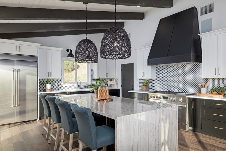McCoyRealtyTeam's tweet photo. Your kitchen backsplash is more than functional - it's also decorative. Learn how you can add to the visual appeal of your home with a great kitchen cost-effective backsplash. https://t.co/3dLyhznnbq https://t.co/t4yrQtLQ3s
