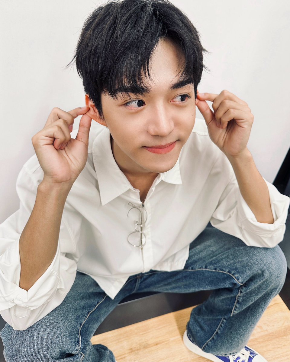 shihchengxuan's tweet photo. ➕今天一起上班➖@bbalin1000 https://t.co/nmrMaclVjW