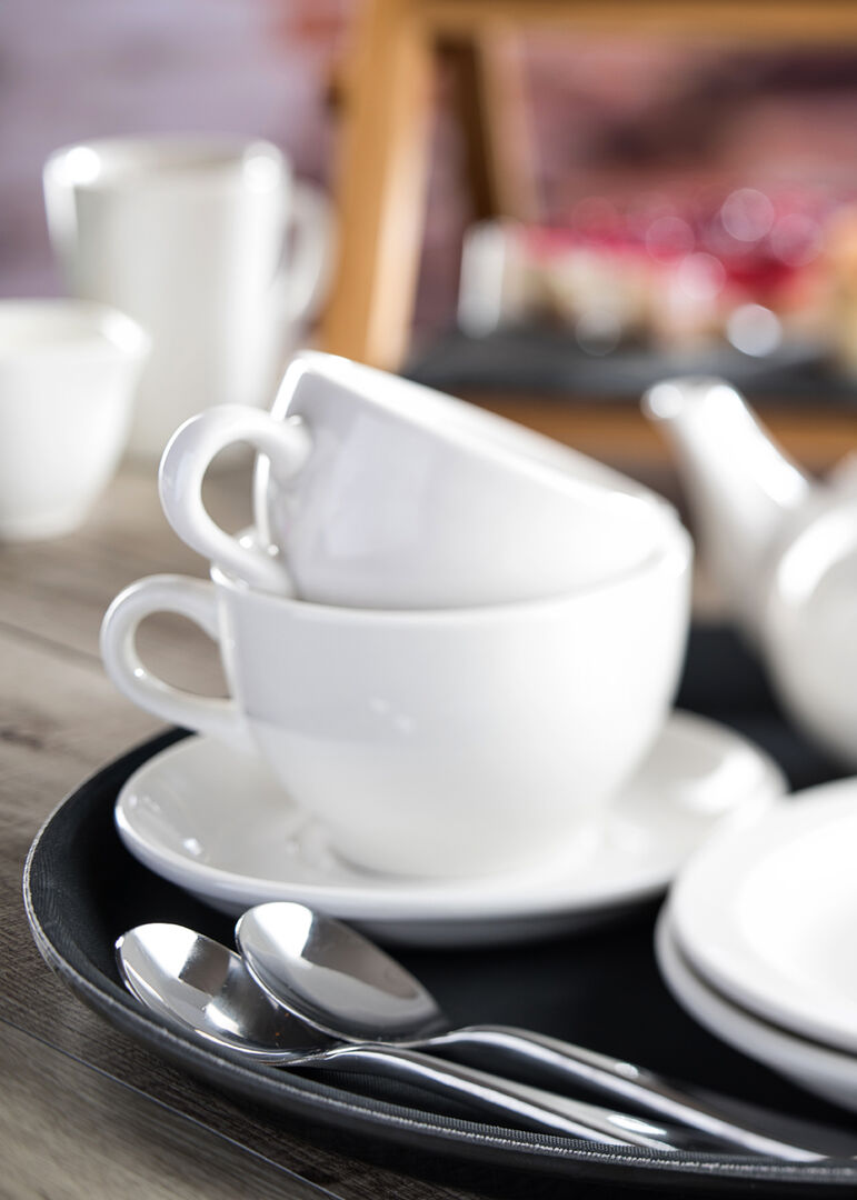 MAC_FoodService's tweet image. ☕️ Utopia - UK Coffee Week ☕️
Made from a porcelain body, this collection offers perfectly balanced service options for the professional barista. This collection offers specialised shapes with versatile style and retro charm. #ukcoffeeweek #coffeeweek