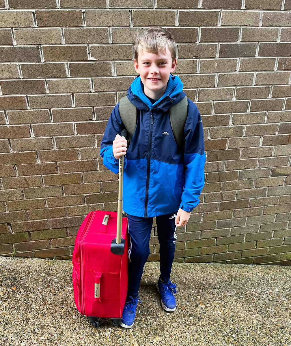 Laura Hurrell tweet media