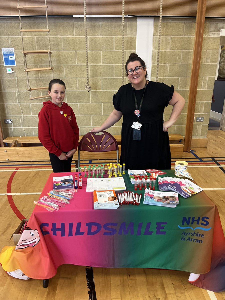 NHSOHI's tweet photo. Pop along to our stall tonight @NewCumnockPS  we have lots of information and freebies on how to look after that lovely smile 😃 🦷 🪥. We can also help you get registered with a dentist. #childsmile #nhs #oralhealthpromotion #smile 😬❤️🤍 https://t.co/x8GKF8rL8C